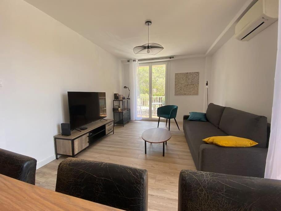 Grand T2 53M2, Proche Plages Et Port , Parking . Apartamento La Ciotat Exterior foto